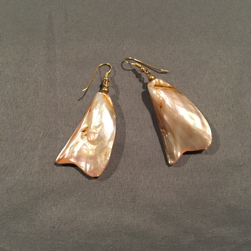 Pearl earrings